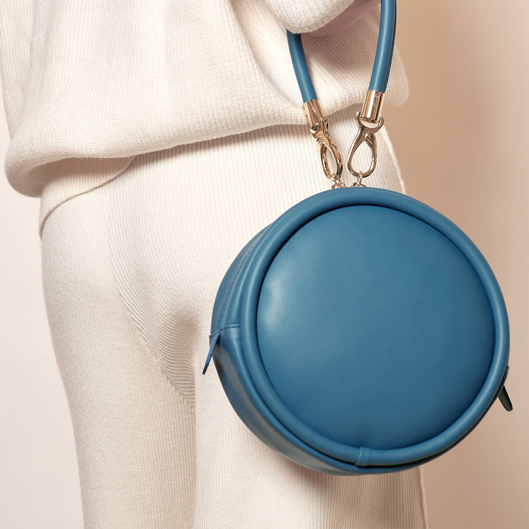 HOZEN CANTEEN PURSE IN ONYX