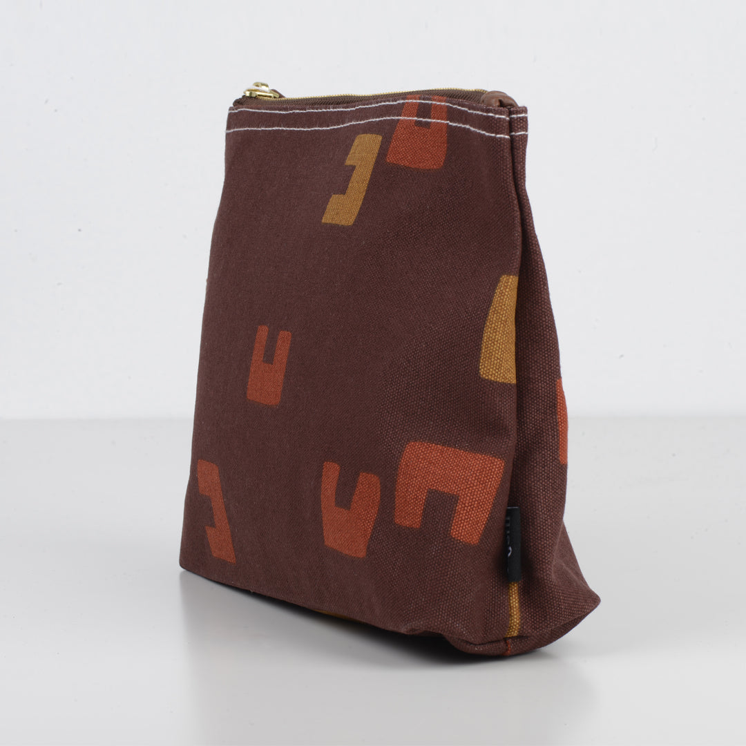 MAIKA JORDAAN CANVAS POUCH