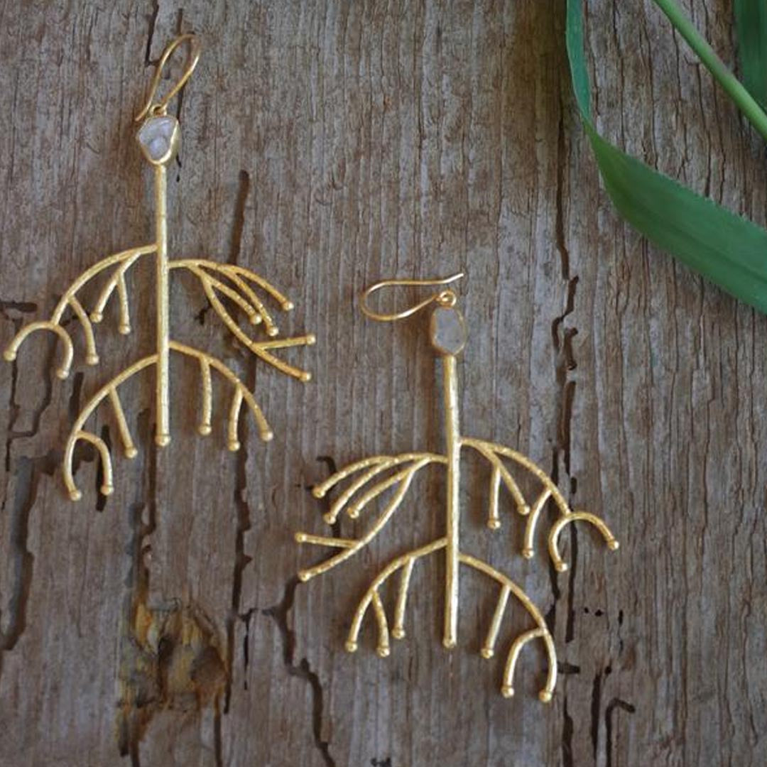 ANNAHMOL ROOT EARRINGS