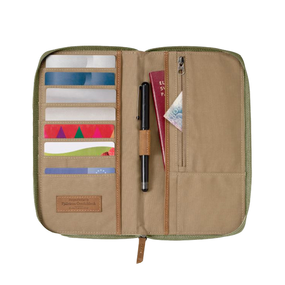 FJÄLLRÄVEN TRAVEL WALLET