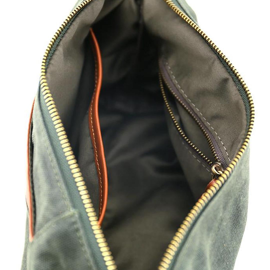 FOXTAIL DOPP KIT IN OLIVE