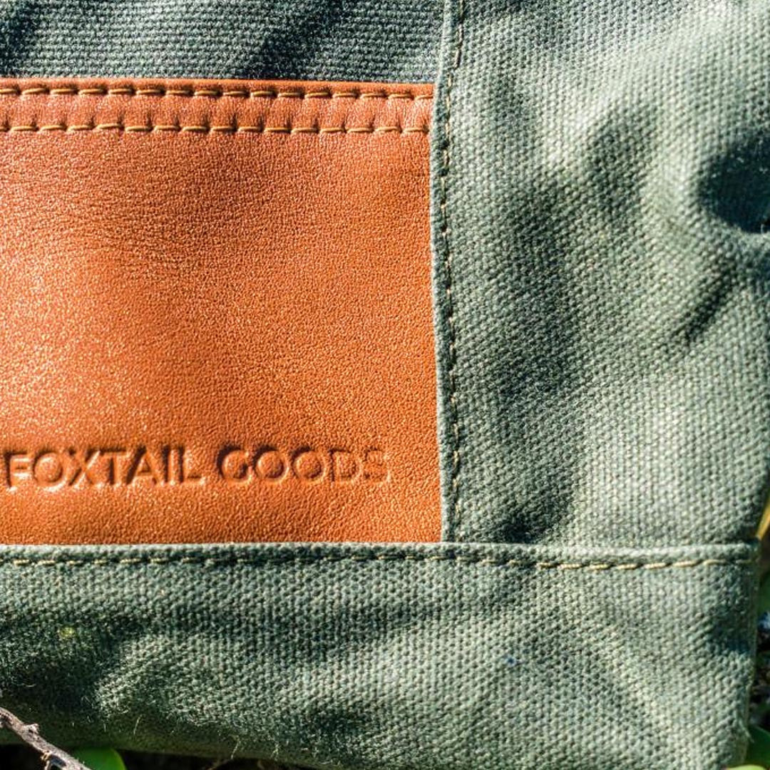 FOXTAIL DOPP KIT IN OLIVE